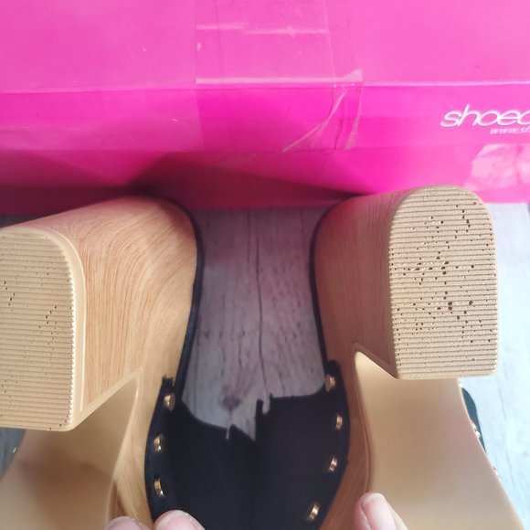 Shoe Dazzle Tarena Studded Platform Sandal - Picture 16 of 16